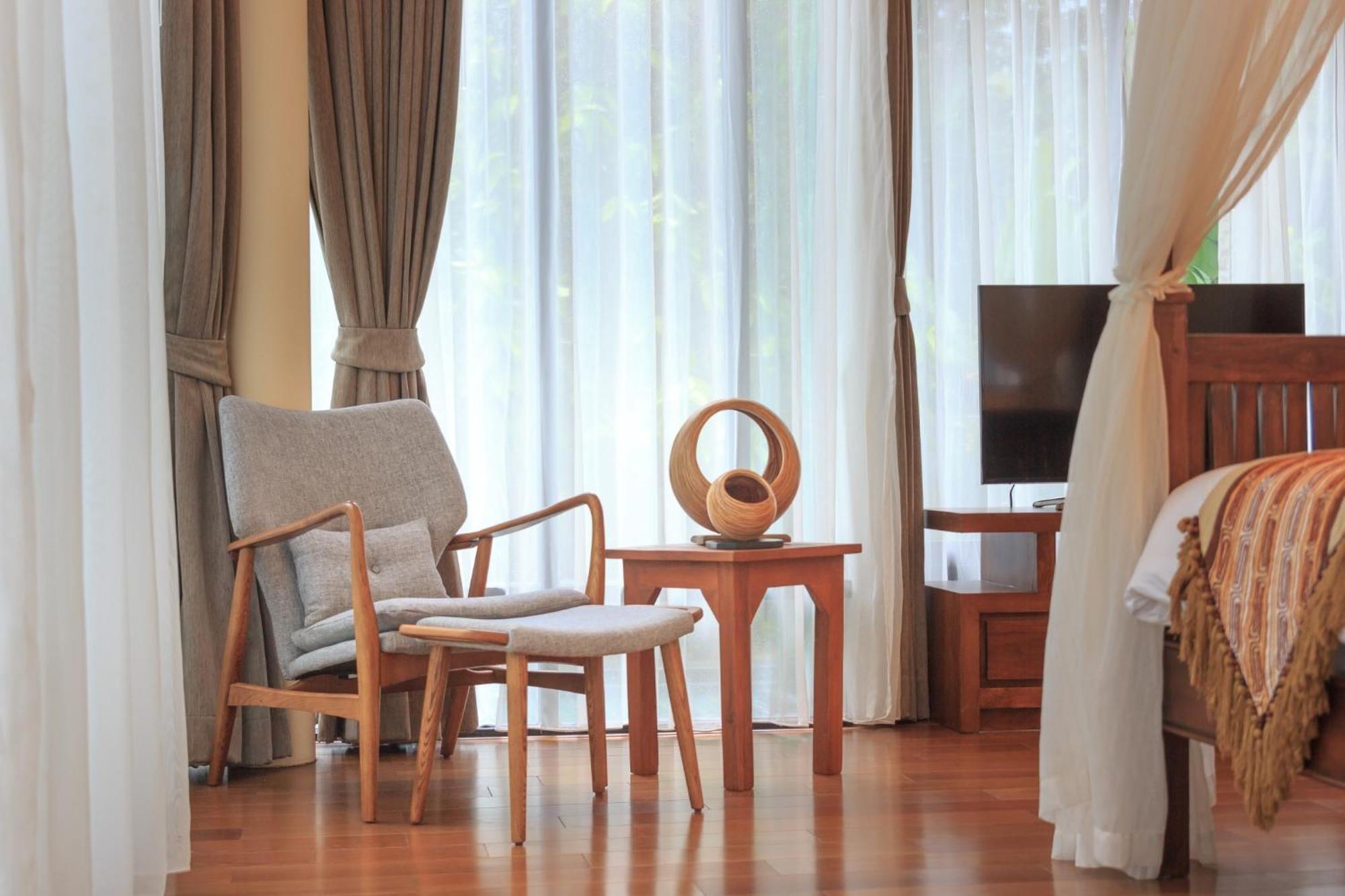 Ozone Villa Phuket Pa Khlok Exterior photo