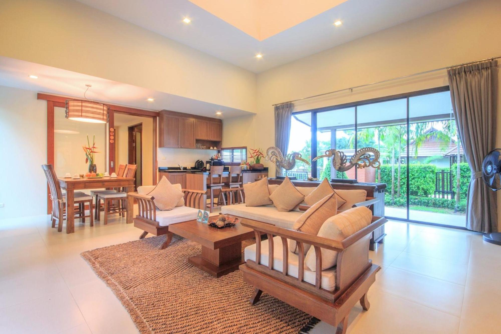 Ozone Villa Phuket Pa Khlok Exterior photo