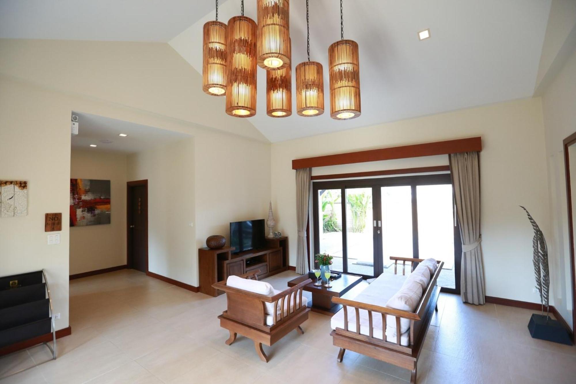 Ozone Villa Phuket Pa Khlok Exterior photo