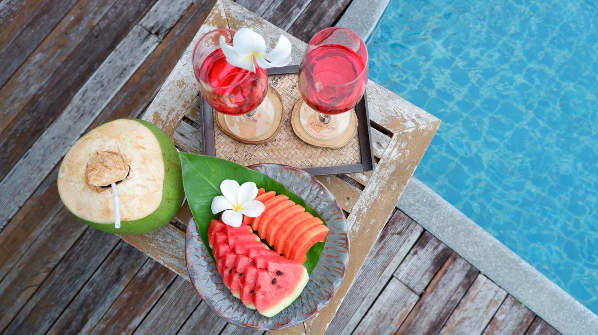 Ozone Villa Phuket Pa Khlok Exterior photo